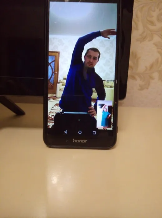 Инструктор по ЛФК Савин С.С. проводит онлайн занятие с пенсионеркой Иванищенко В.А., проживающей по адресу: ст Отрадная ул. Толстого 205 а. Дата: 08.05.2020 г.